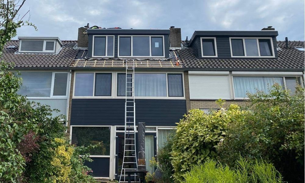 Wat kost een plat dak herstellen in Tiel?